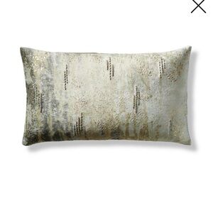 Frontgate Evie Pillow Cover - 14” x 24” - NWT